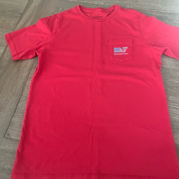 Vineyard Vines Patriotic TShirt NWOT - Picture 6 of 6